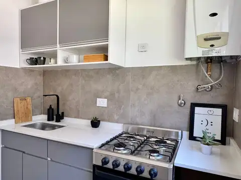 VENTA IMPECABLE PH 2 AMBIENTES PB EN SAN ISIDRO