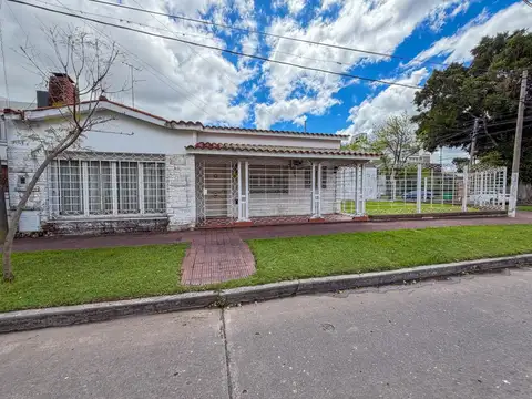 IMPORTANTE PROPIEDAD EN VENTA ALBERDI!