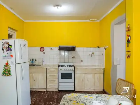Casa 5 ambientes con 4 baños