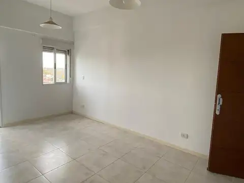 Departamento en Alquiler en Trenque Lauquen, $ 500.000