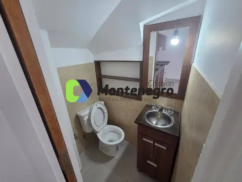 Depto Tipo Casa en Venta con 1 cocheras