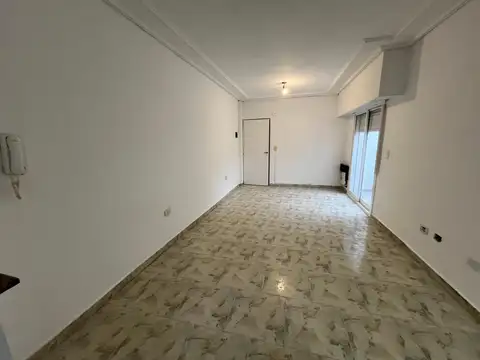 ALQUILER •LINIERS • DEPARTAMENTO • 3 AMBIENTES