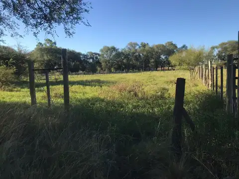 Terreno en Uriburu sobre Primeros Pobladores