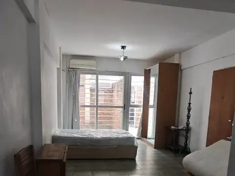 Departamento en Alquiler, Amueblado, Sobre Planta Baja en La Paternal