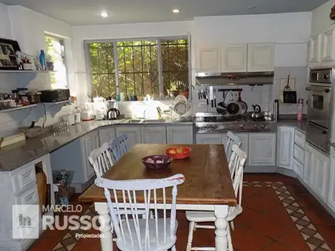 Casa 5 ambientes con 5 baños