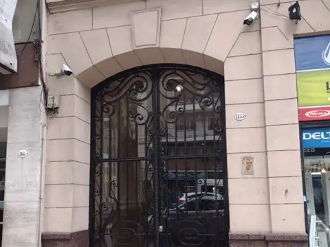 Av Pueyrredon 1100