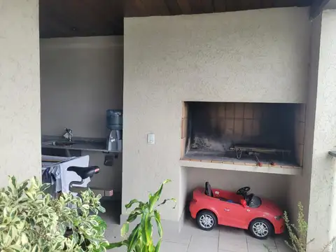 Departamento en Venta en Fisherton, USD 240.000