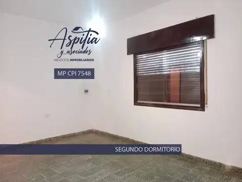 Casa 4 ambientes con 1 baño