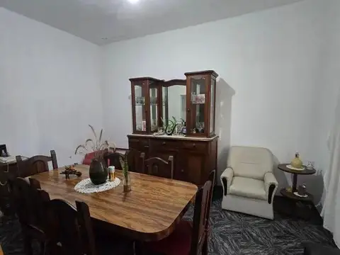 VENTA CASA 1 DE MAYO 3 DORM