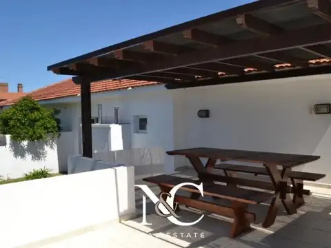 Casa en  alquiler en Pinamar Centro Costa Atlántica