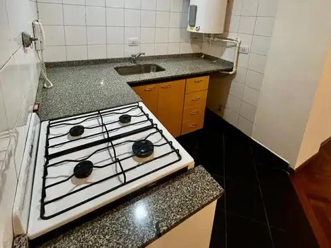 Loria 533 , Piso 2