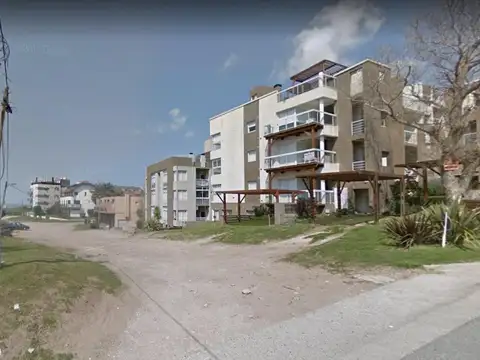 Del Odiseo 600, Piso PB