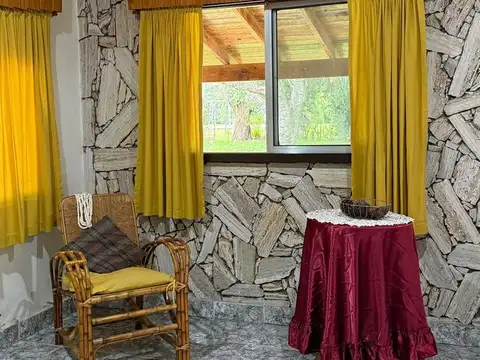 Casa 4 ambientes con 1 baño