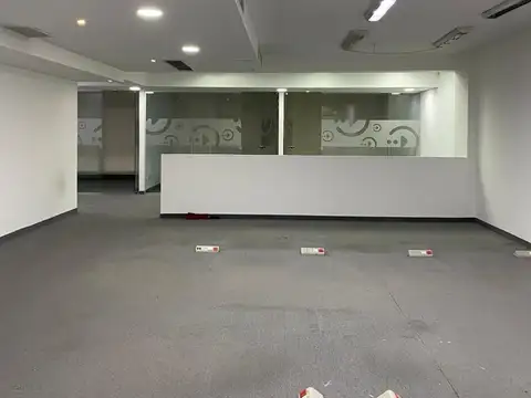 Oficina en Venta con 1 cochera