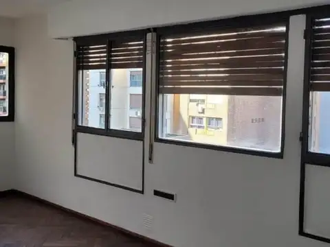 Chacabuco 100 , Piso 3