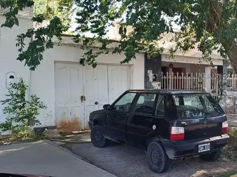 Casa 4 ambientes con 1 baño