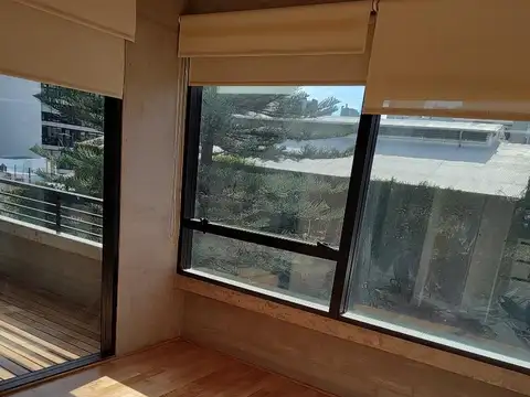 Guatemala 5600, Piso 4