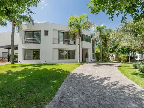 Casa en Alquiler de 5 dormitorios