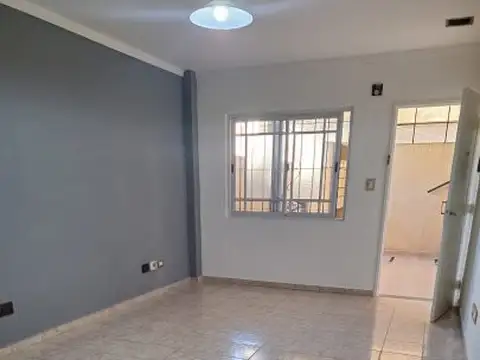 THAMES 1239 , Piso 0