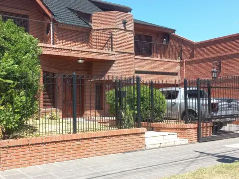 CHALET EN ALQUILER