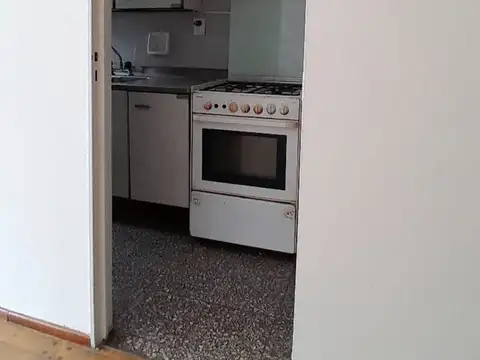 ALQUILER MONOAMBIENTE  RECOLETA 42,5m2
