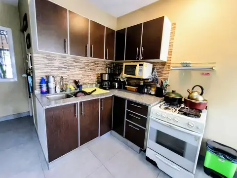 Depto Tipo Casa en Venta con 1 cocheras