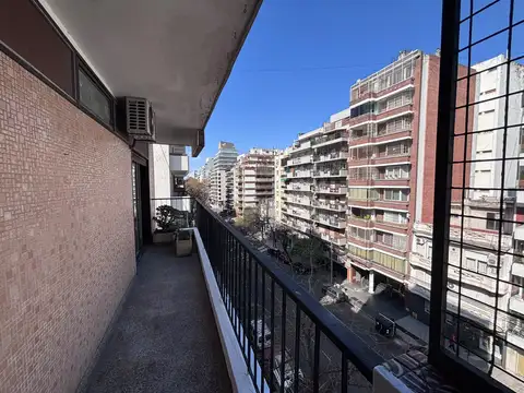 Avenida Avellaneda 2000, Piso 5