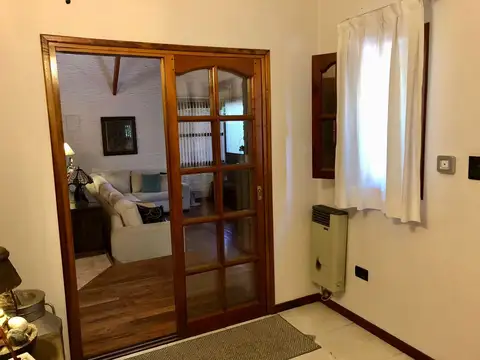 Casa en Venta en Villa Elisa, USD 340.000