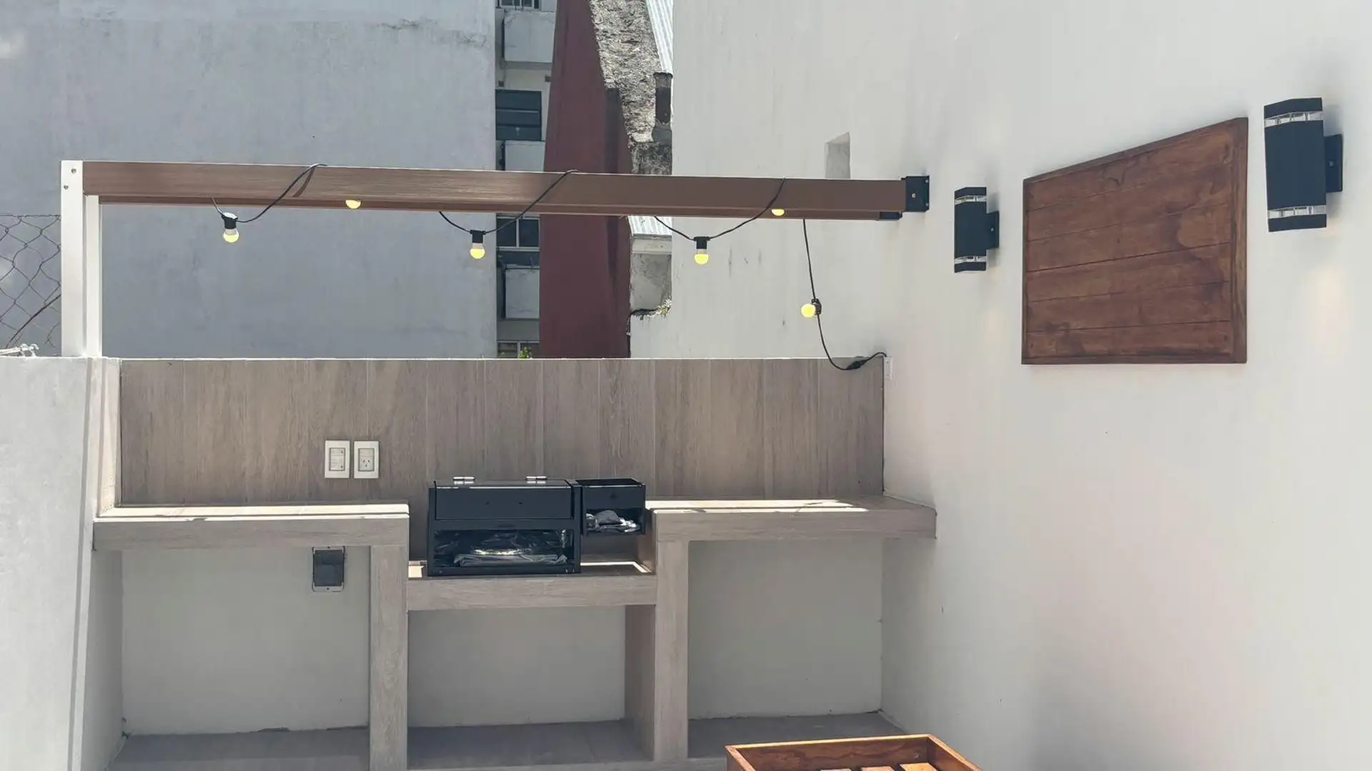 2 ambientes super luminoso con parrilla 2 baños