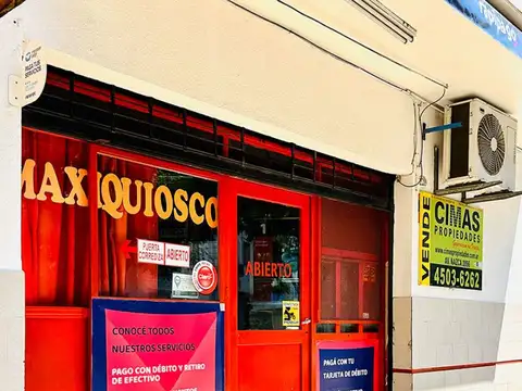 Local Comercial en Venta en Villa del Parque con Fondo de Comercio