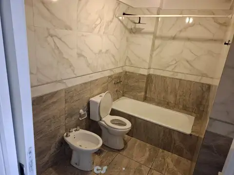 Alquiler y ó venta - 2 ambientes con balcon - Villa Real / Villa Devoto
