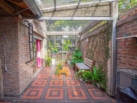 Depto Tipo Casa 3 ambientes con 1 baño