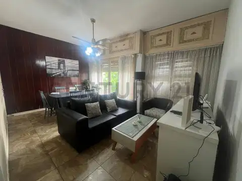 estrada 3200, Piso 0