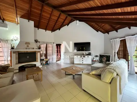 Casa en Venta en Golf, USD 540.000