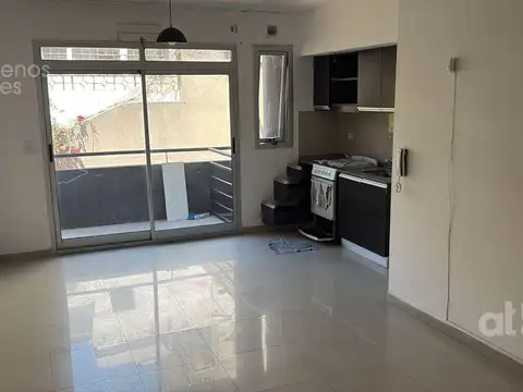 Monoambiente con balcón en Almagro en alquiler temporario