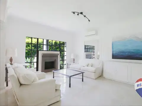 Casa 6 ambientes con 3 baños