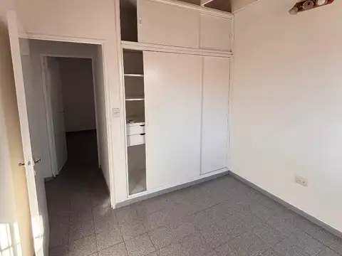 Casa en Alquiler con 1 cochera