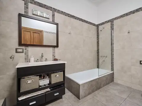 VENTA CASA 7 AMBIENTES EN CABALLITO