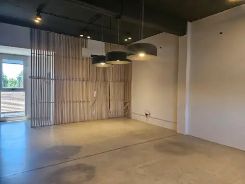 Oficina en Alquiler al Noreste