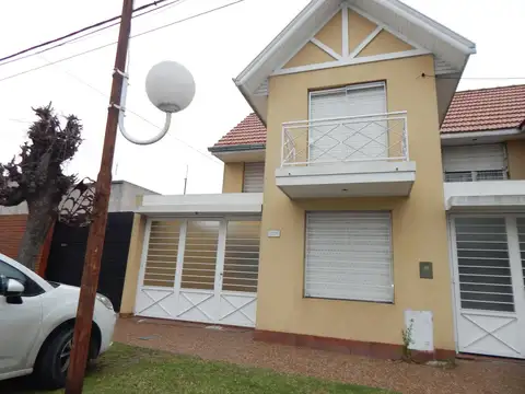 Duplex de 3 ambientes en Quilmes Oeste