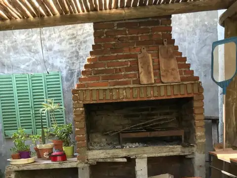 CASA RECICLADA A NUEVA CON JARDIN Y PILETA, LA LONJA , PILAR