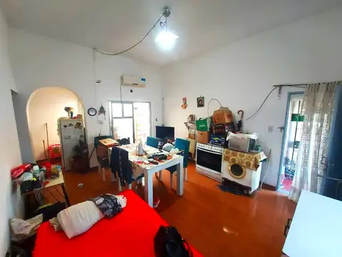 Venta PH al frente 2 ambientes sin expensas