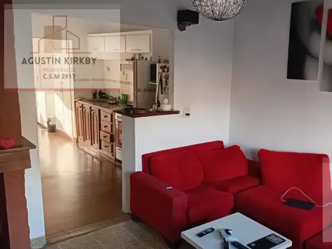 Depto Tipo Casa en Venta 40 años