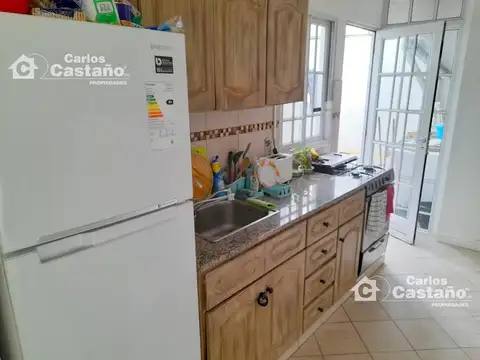 Exc. Depto. 3 Amb. por Escalera, Sin Expensas