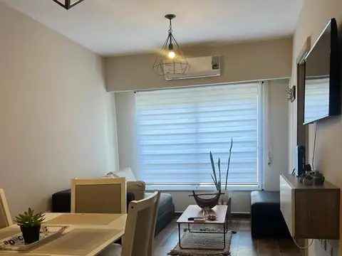 PRIMERO DE MAYO al 1100