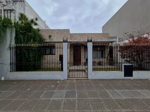 VENTA CASA 3 AMBIENTES - VILLA MADERO