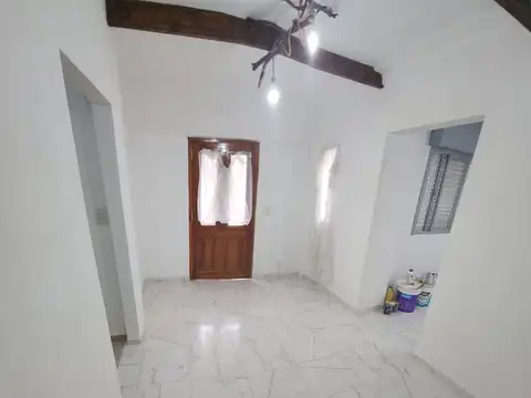 Depto Tipo Casa en Alquiler de 3 ambientes