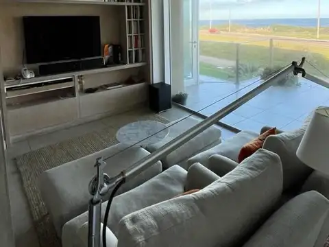 Departamento en Venta en Punta del Este, USD 1.700.000