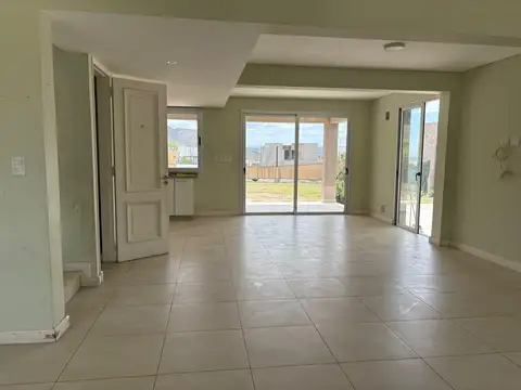 Casa en Alquiler 15 años