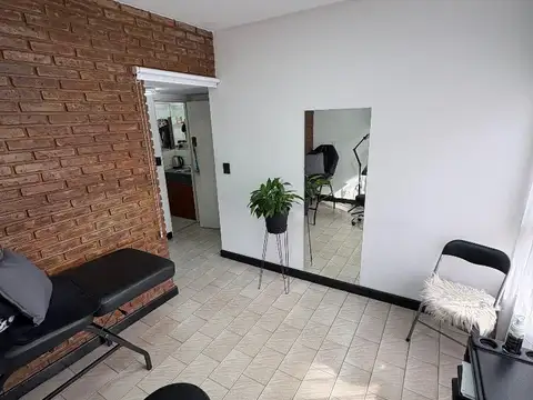 Oficina 2 ambientes con 1 baño